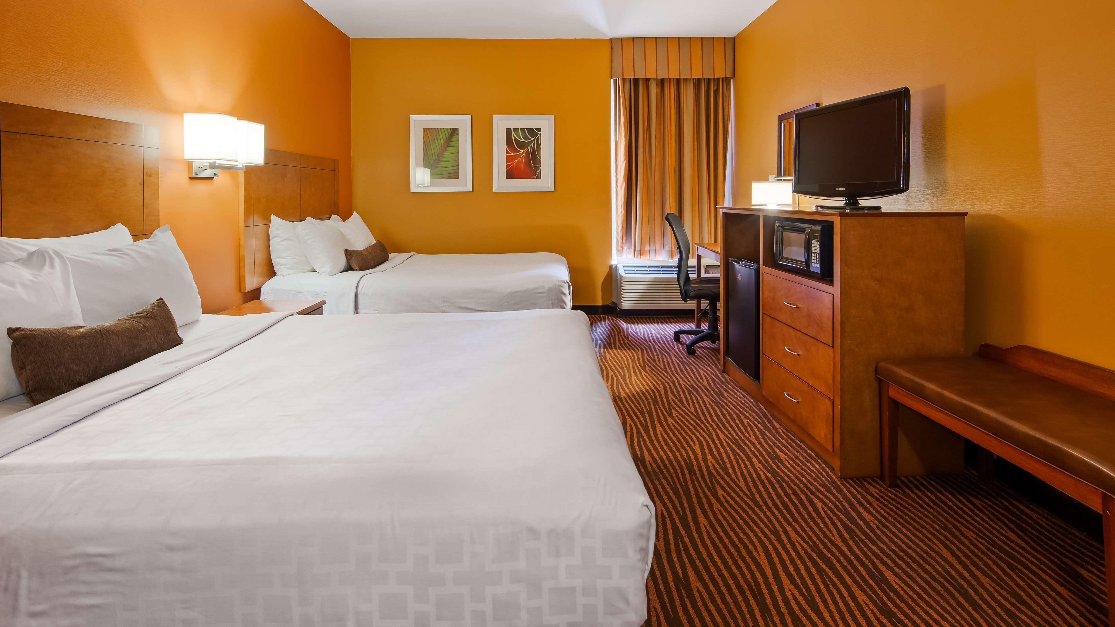 Best Western Executive Hotel New Haven-West Haven Extérieur photo