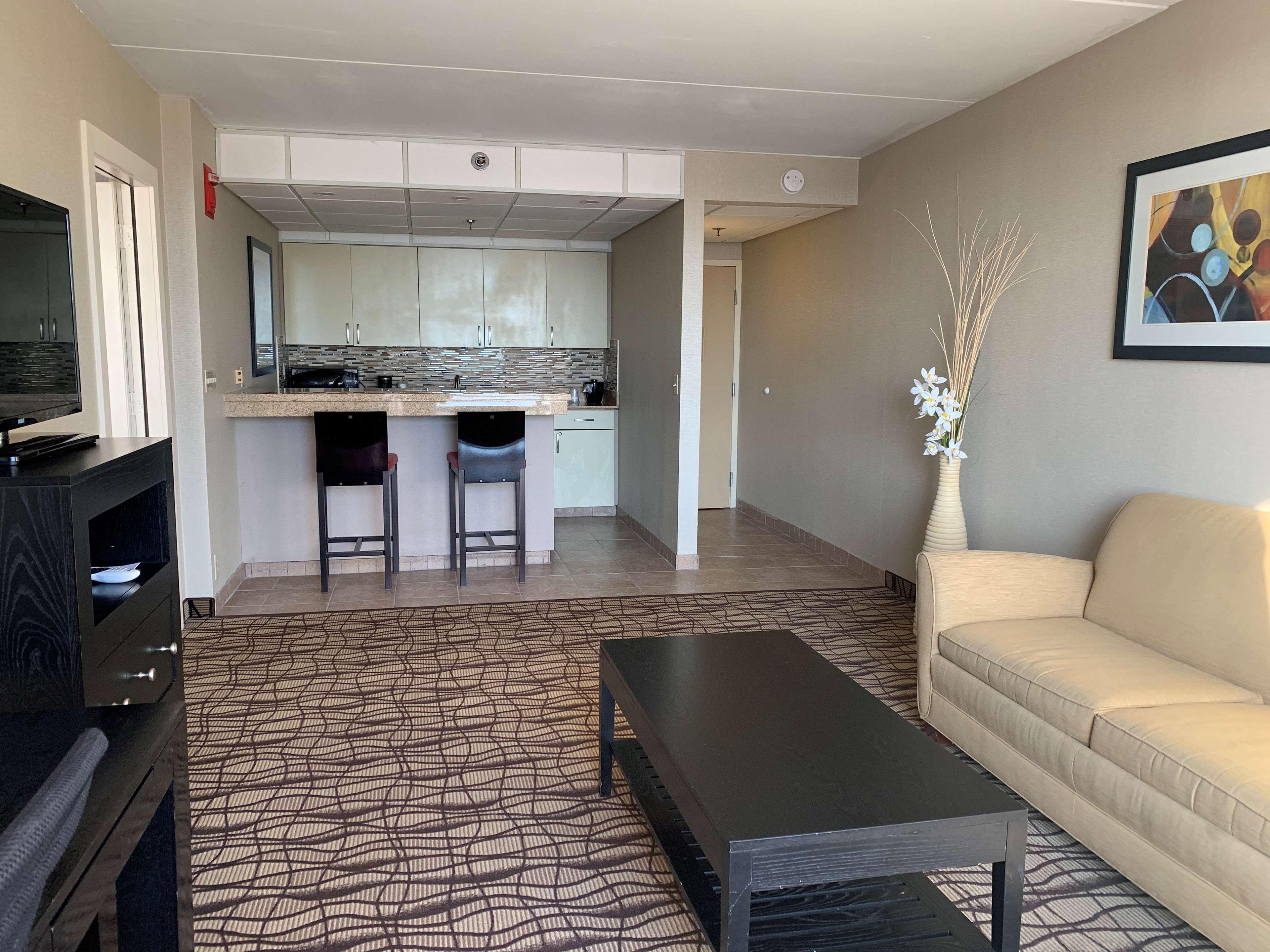 Best Western Executive Hotel New Haven-West Haven Extérieur photo