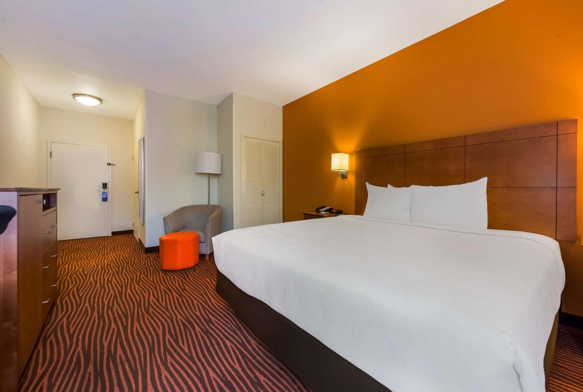 Best Western Executive Hotel New Haven-West Haven Extérieur photo