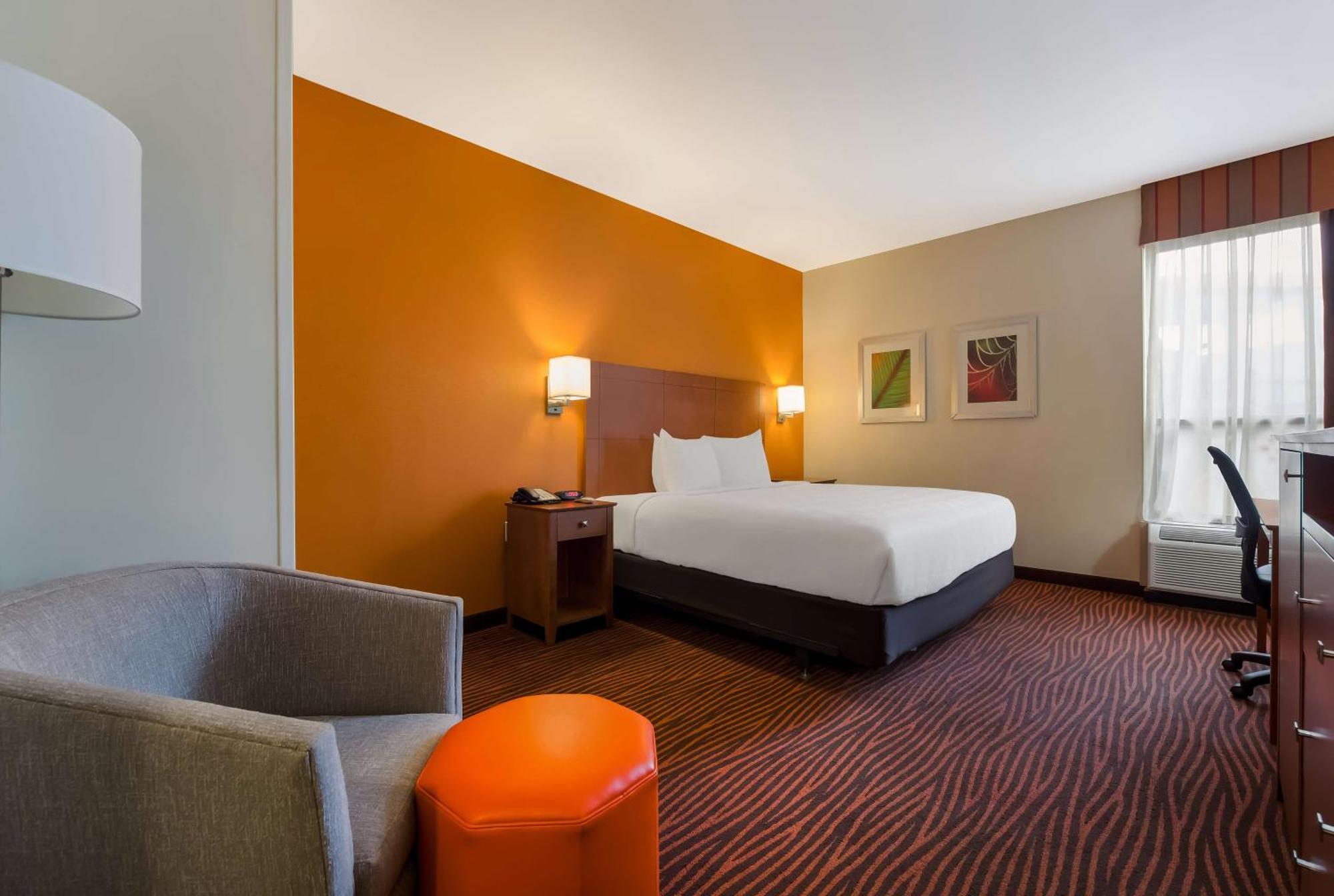 Best Western Executive Hotel New Haven-West Haven Extérieur photo