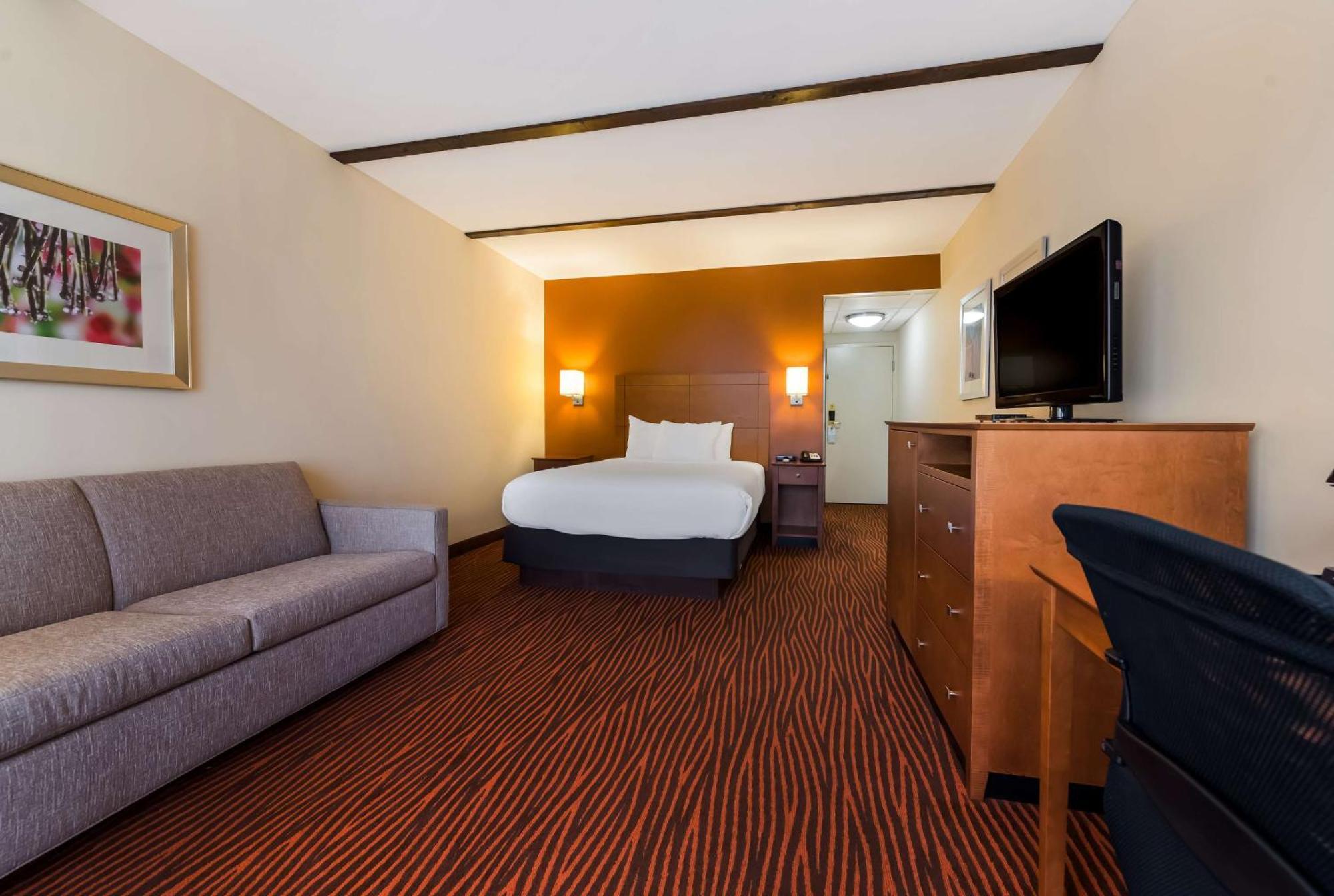 Best Western Executive Hotel New Haven-West Haven Extérieur photo