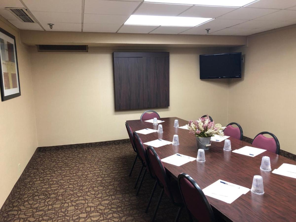 Best Western Executive Hotel New Haven-West Haven Extérieur photo